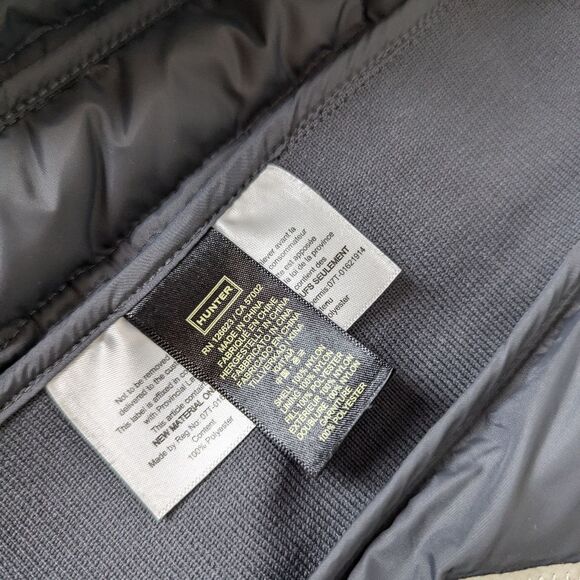 Hunter Quilted Lightweight Puffer Vest – Size XS – Charcoal Gray - Picture 9 of 9